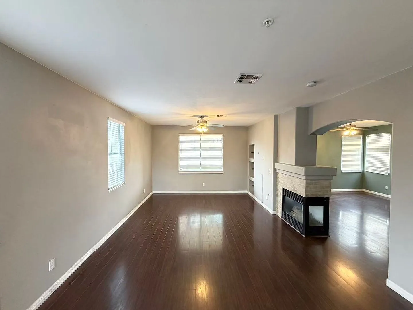 lovely 2-story home located in the Northwest — Photo 4