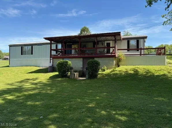 2 Kosky Dr, Stockport, OH 43787