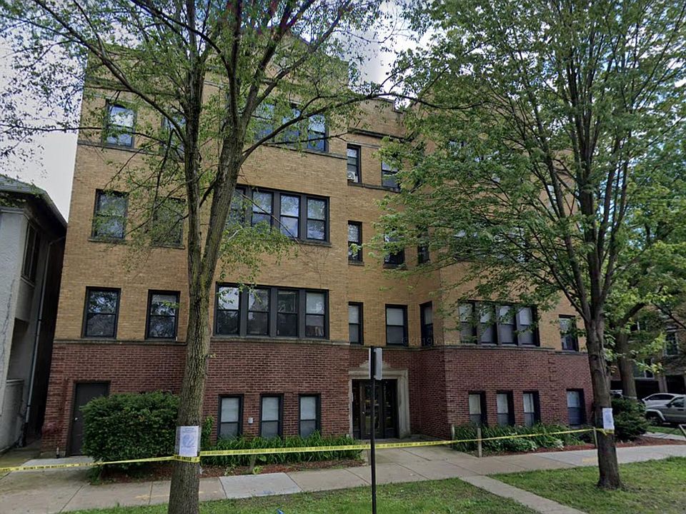 1st image of 3257 W Eastwood Ave APT 2
