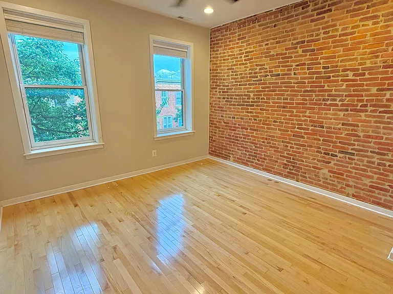 26 N Ellwood Ave — Photo 19
