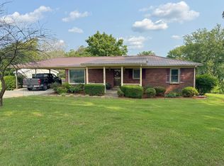 5288 Rudolph St, Springfield, TN 37172