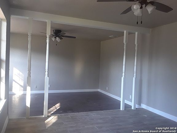 4th image of 2107 Harry St