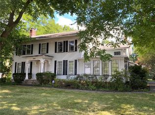 2040 Penfield Rd, Penfield, NY 14526