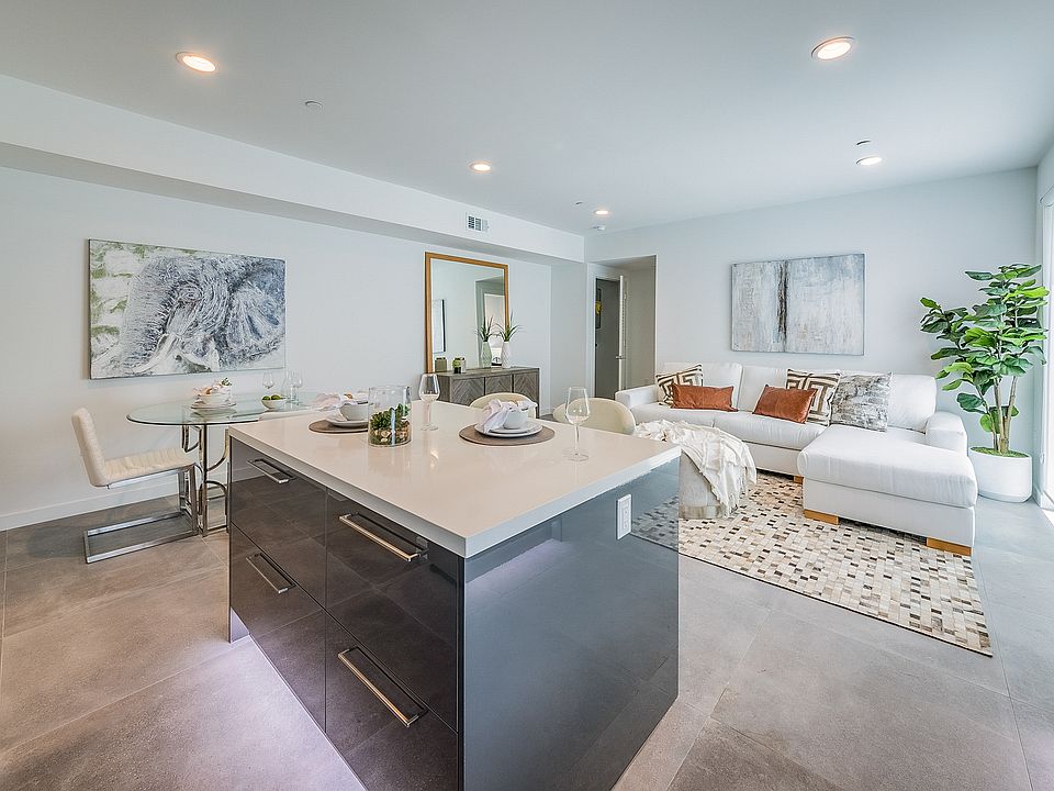 1st image of 214 S Westmoreland Ave #6