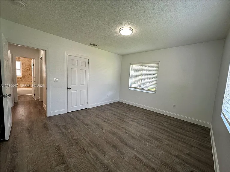 1737 Liberty St #10 — Photo 19