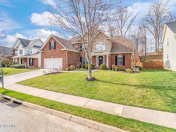 3rd image of 2684 Berringer Station Ln