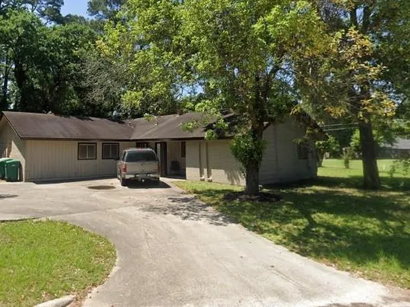 186 Thunderbird Drive, Conroe, TX 77304