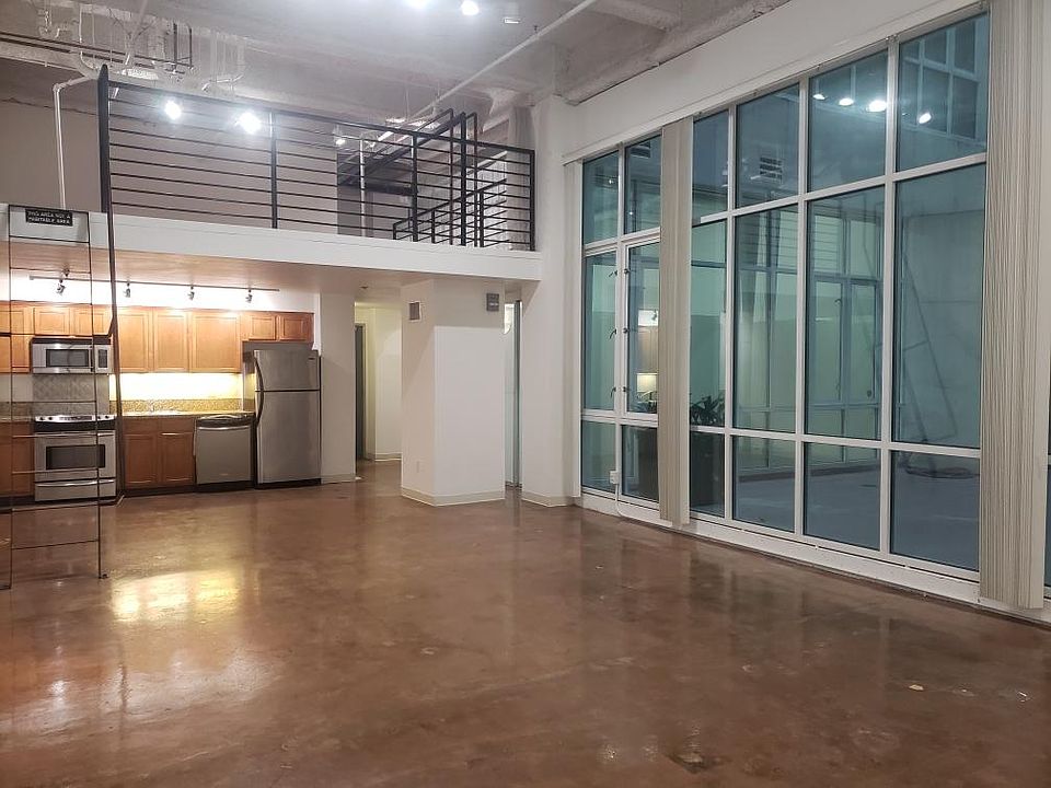 1st image of 409 W Olympic Blvd #202