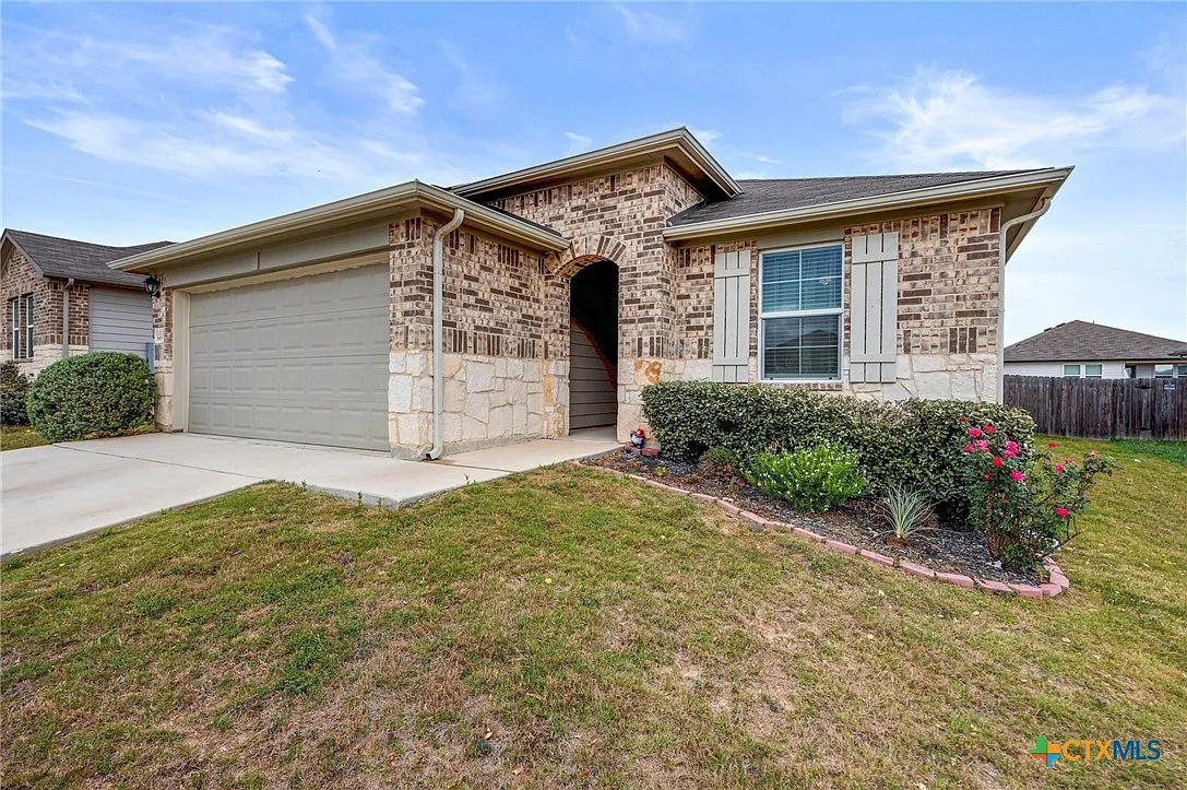 Building Photo - 849 Gerardia Ct
