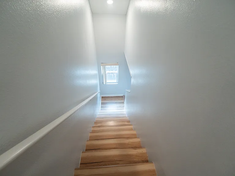 626 Cape Cod Cir — Photo 21