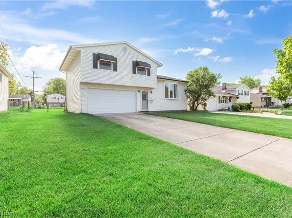 6627 Basswood Dr, Bedford Heights, OH 44146