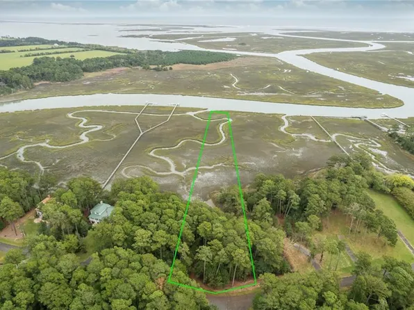 7 Oceanview Ct, Accomac, VA 23301