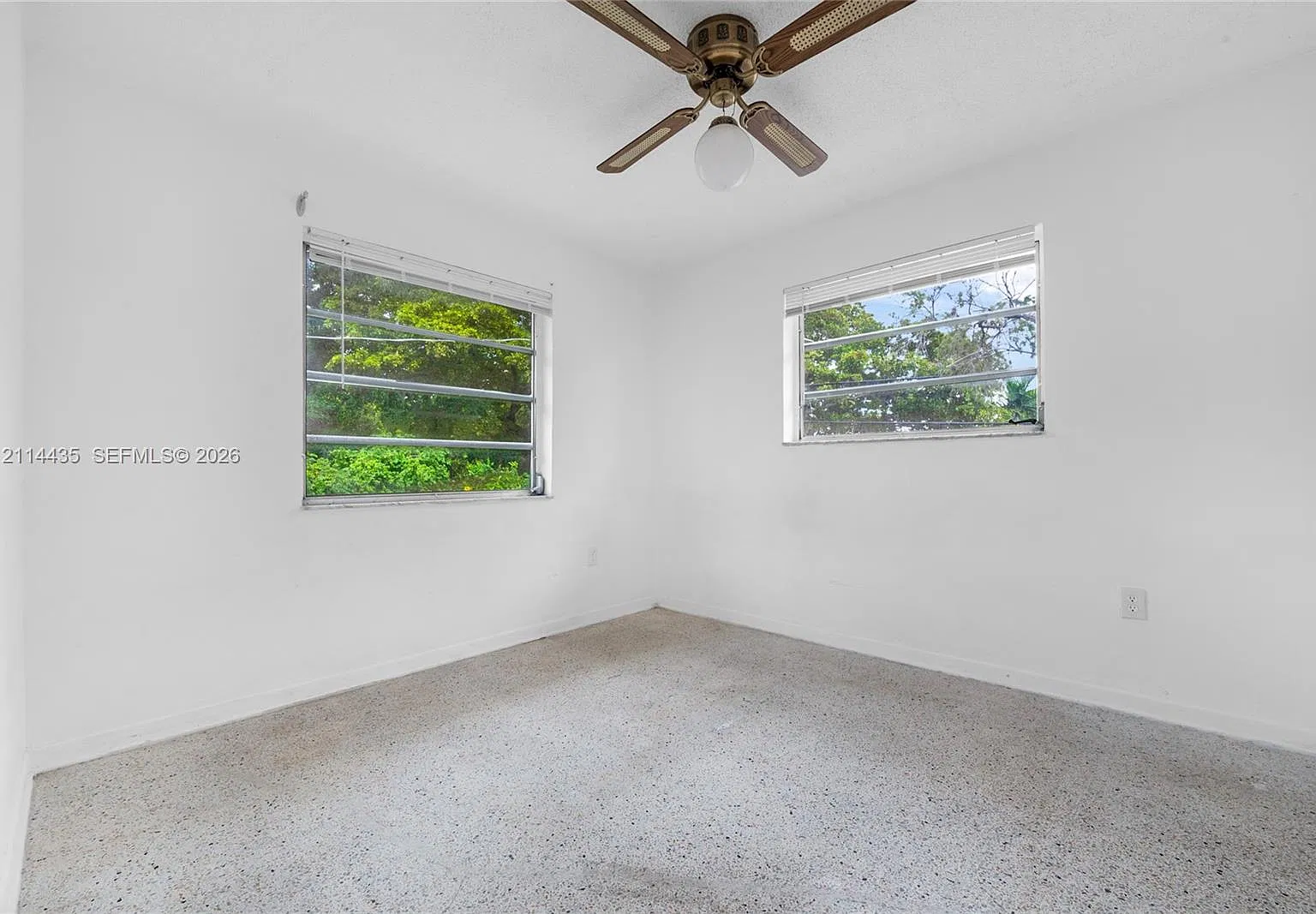 Rosemount — Photo 2