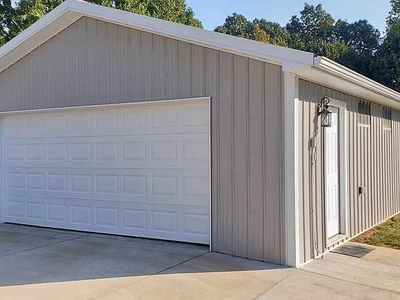 5th image of 1014 Willowbank Dr