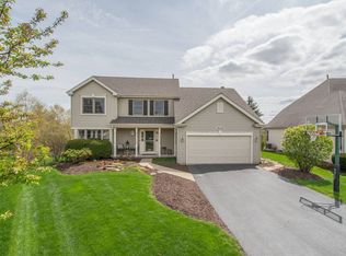 39W119 Platt Pl, Geneva, IL 60134