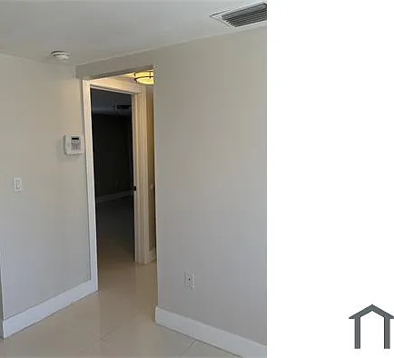1059 SW 3rd St #7 — Photo 26