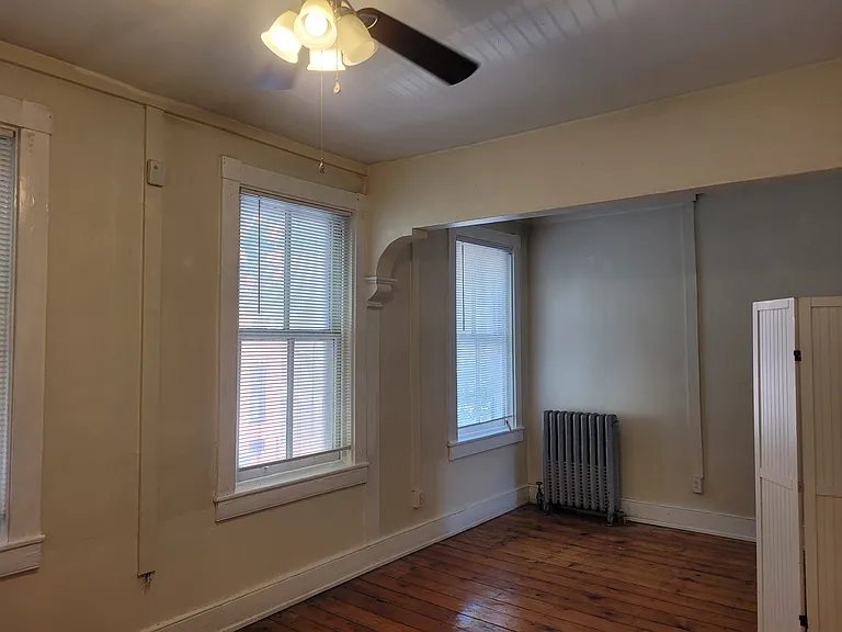 44 S Prince St #3 — Photo 17