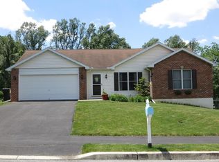 443 Acer Dr, Blandon, PA 19510
