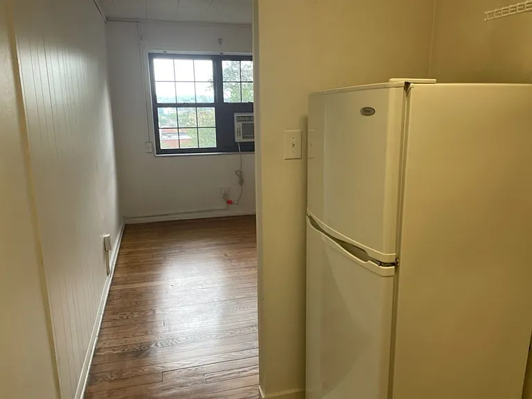 5424 Fifth Ave — Photo 131