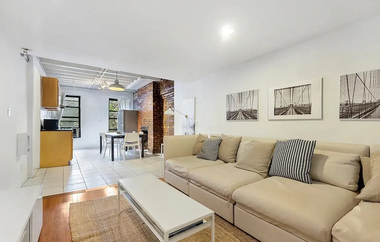 820 10th Avenue 3FR