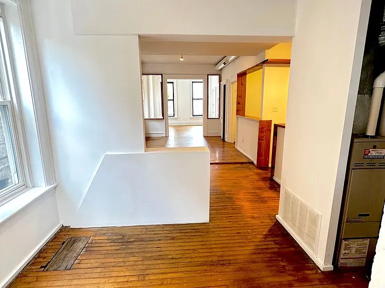 1806 S Jefferson St — Photo 5