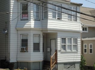 1088 18th Ave, Newark, NJ 07106