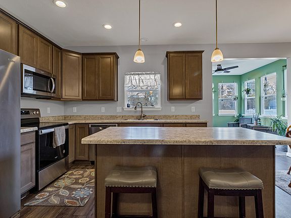 5th image of 1326 Bontrager Ln