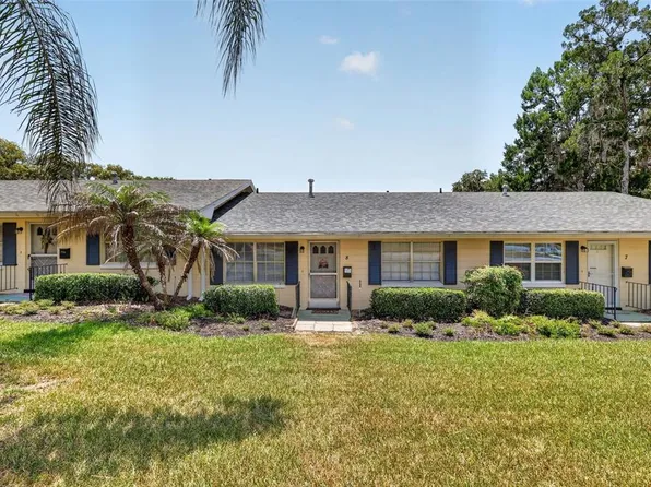 445 S Grandview St APT 8, Mount Dora, FL 32757