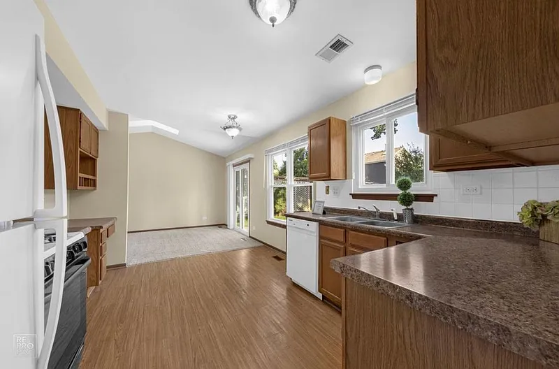 Thumbnail 19