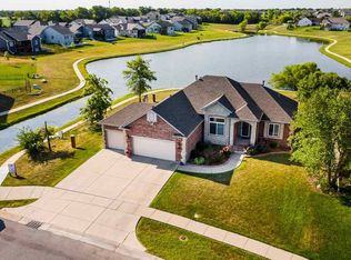 2007 S Cranbrook St, Wichita, KS 67207