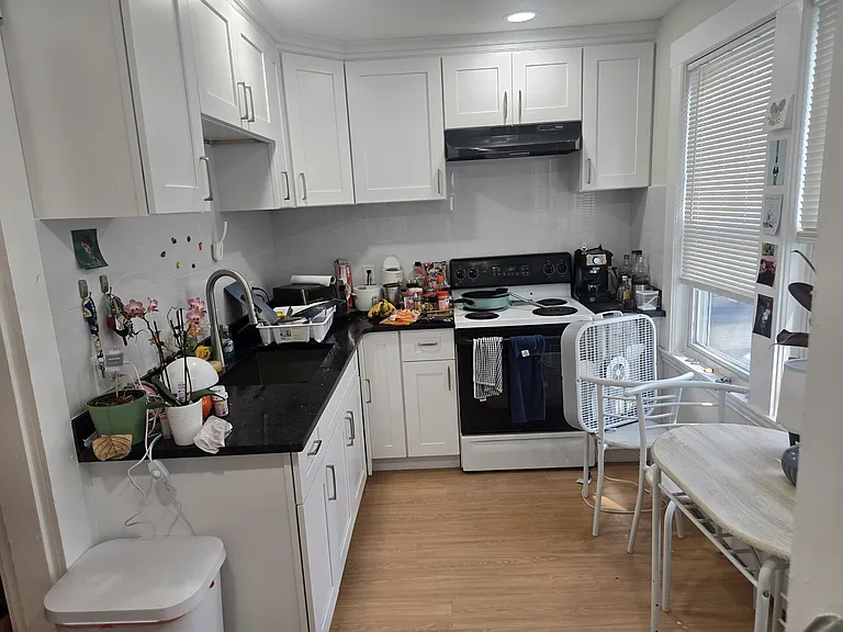 144 School St #1L — Photo 6