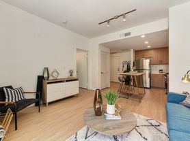 Market Square Flats, 1 br / 1.0 ba, $912