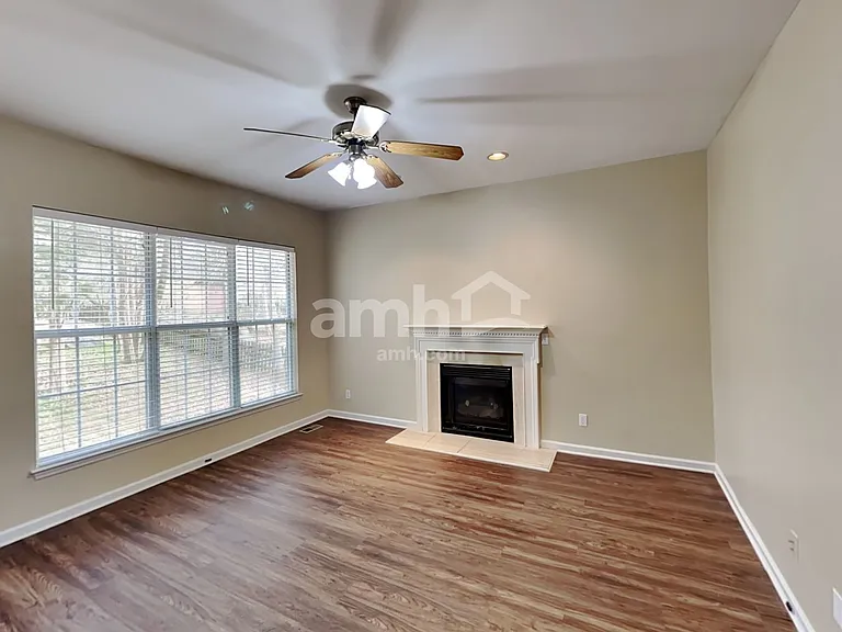 1617 Eagle Trace Dr — Photo 7