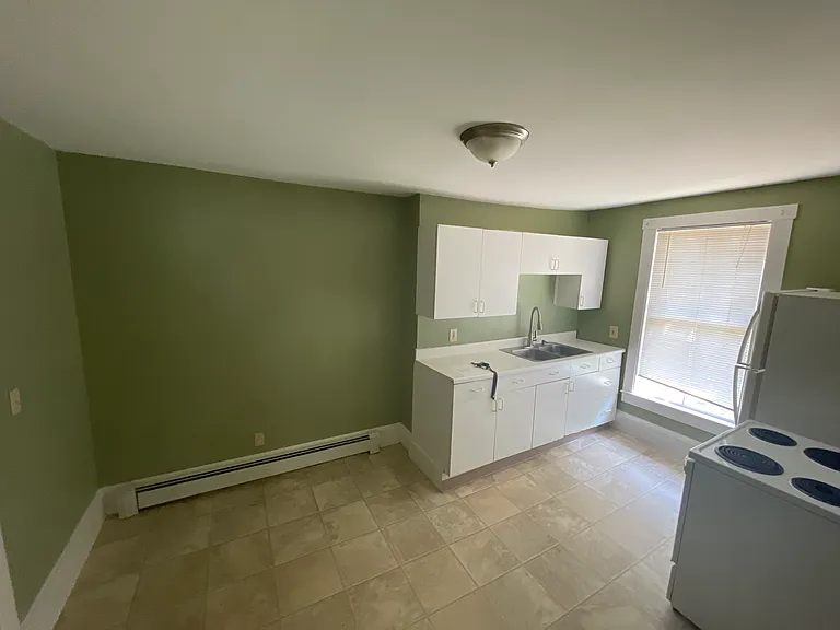 18 Cushing St #1 — Photo 3