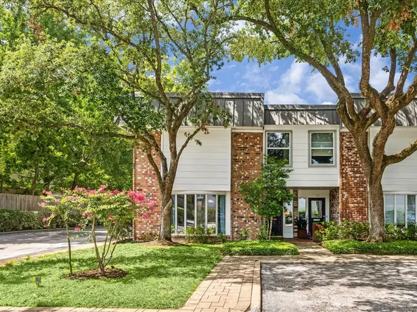 8956 Chatsworth Dr #8956, Houston, TX 77024
