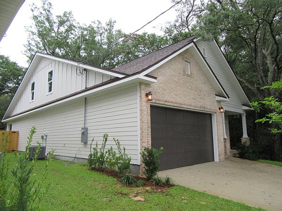 2nd image of 1125 45th St