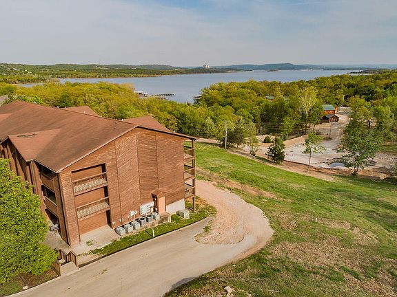 4th image of 70 Dogwood Park Trl
