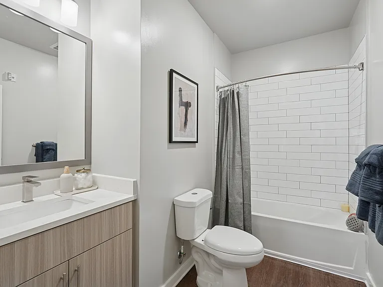 The SoHo Luxury Apartments — Photo 20