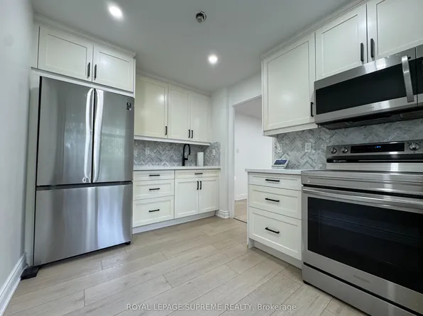 91 Muir Dr Unit 26, Toronto, ON M1M 3T7