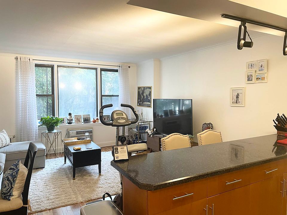 1st image of 308 E 85th St APT 2A