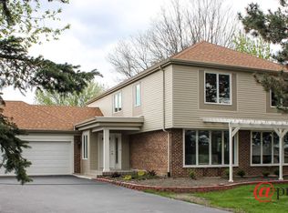 1418 Kirkwall Ct, Inverness, IL 60010