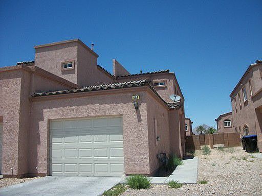 1st image of 444 Rexford Dr
