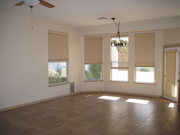 KITCHEN NOOK