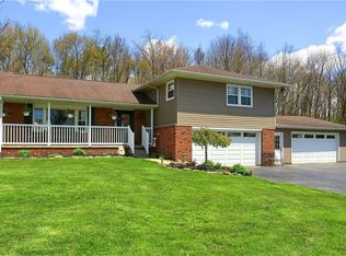 2624 Eastbrook Volant Rd, New Castle, PA 16105
