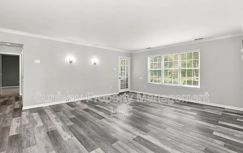 2 bed, 2.0 bath, 1104 sqft, $2,300 — Photo 2