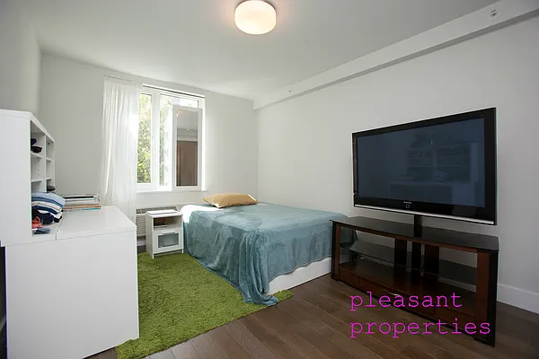 Rented by Pleasant Properties Real Estate LLC | media 33