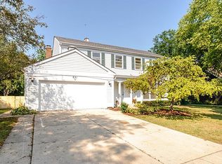 821 Kingsbridge Way, Buffalo Grove, IL 60089