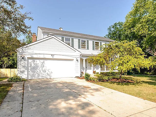821 Kingsbridge Way photo 1