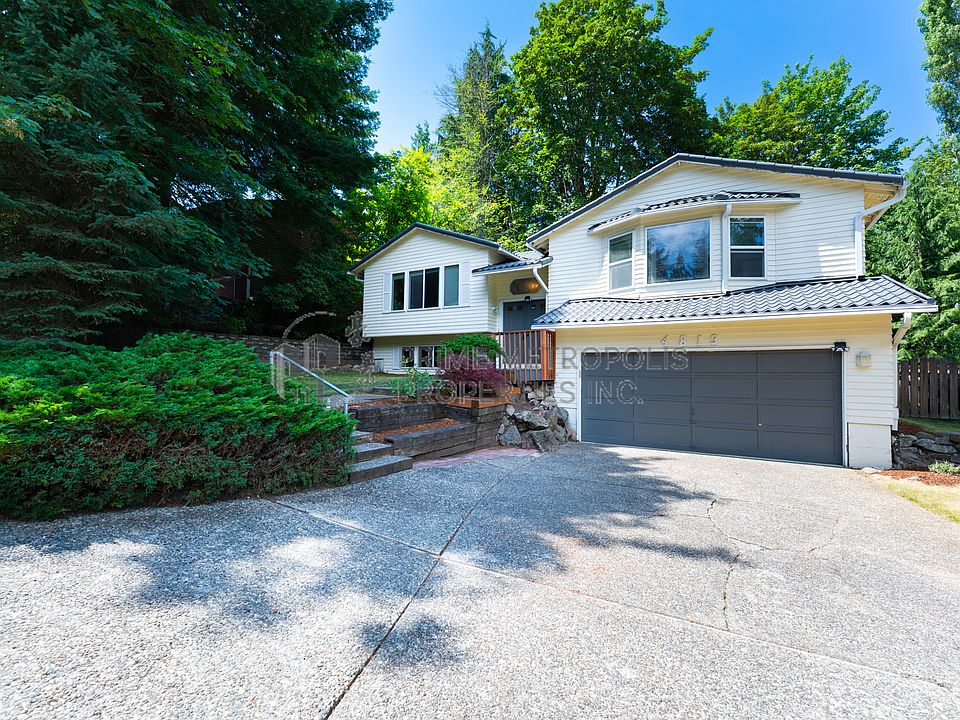 1st image of 4813 152nd Pl SE