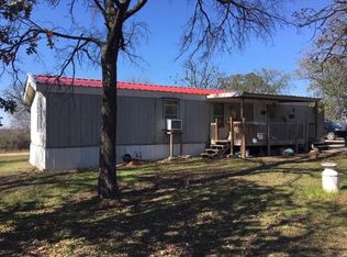 185 Oak St, Bridgeport, TX 76426